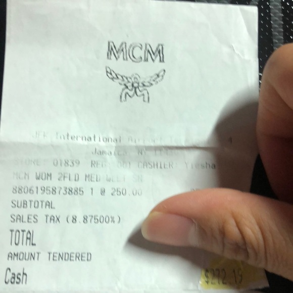 MCM NEW Klara Leather Fold Medium Wallet Pink - Picture 8 of 8